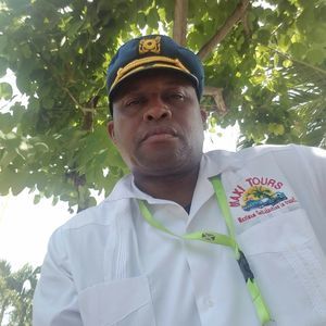 Meet your Posher, George